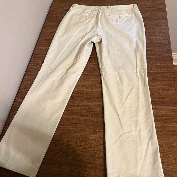 Men’s Vineyard Vines Khakis - Picture 2 of 3